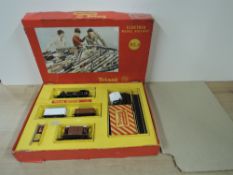 Tri-ang Railways 00 gauge, R34 Tank Goods Set, appears complete and had very little use, boxed