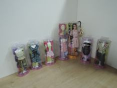 Mattel Barbie Fashion Fever, comprising, H0644 Doll and G8989 six mannequins with dresses and