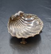 An Edwardian silver shell dish, of traditional form having ornate moulded shell decoration to the