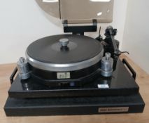 A high end Ariston RD40 Record Turntable - a fine sounding deck in good working and cosmetic