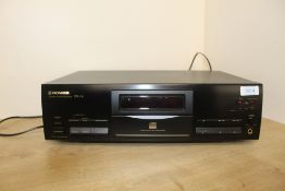 A Pioneer PDR 04 - CD Player