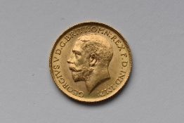 A George V 1914 Gold Sovereign, Royal Mint, Rev George And Dragon, 8.00 Grams