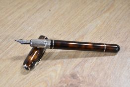 A Dunhill Sidecar converter fill fountain pen in Mottled Brown having Dunhill 750 14CT nib