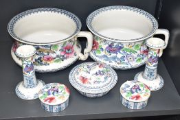 A quantity of early 20th-century Keeling and Company Limited 'Shanghai' Losol ware, featuring blue