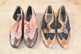 Two pairs of vintage leather brogues, in tan, black and brown mixed leathers, laced, sizes 40 and