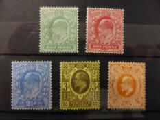 GREAT BRITAIN EVII 1911 SET OF 5 DEFINITIVES PERF 15 x14 - MINT Card with mounted mint set of 5 from