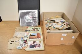 A collection of 20th-century Great Britain stamps, to include pue decimal stamps and clippings, mint