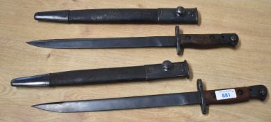 British WWII Indian made SMLE bayonet MKII* 30cm single edged blackened and unsharpened blade,