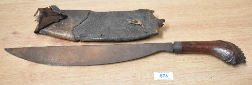 South East Asian Philippines Moro Barong sword/machette or traditional fighting knife, having