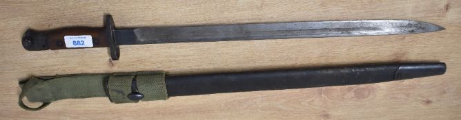 British Pattern 1907 SMLE Lee Enfield Sword Bayonet, 43cm single-edged fullered blade showing some