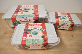 Three Pyrex Cook&Save oven to tableware dishes 1x2.6L and 2x0.8L.