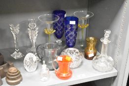 A quantity of late 19th to 20th-century sundry glassware and studio glass, to include a pair of
