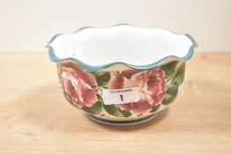 A 19th-century Scottish Wemyss Ware pottery bowl, having a scalloped edge with delicate cabbage rose