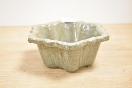A large Chinese Ge ware brush washer, featuring mallow-shaped petals and five spur marks to base,