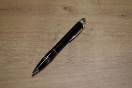 A Montblanc Starwalker ballpoint pen (VN1962031) in black