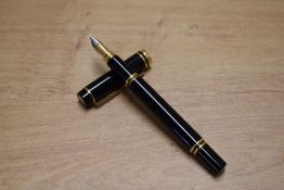 A Waterman Le Man 200 cartridge converter fill fountain pen in Black having Waterman Ideal Paris 18K