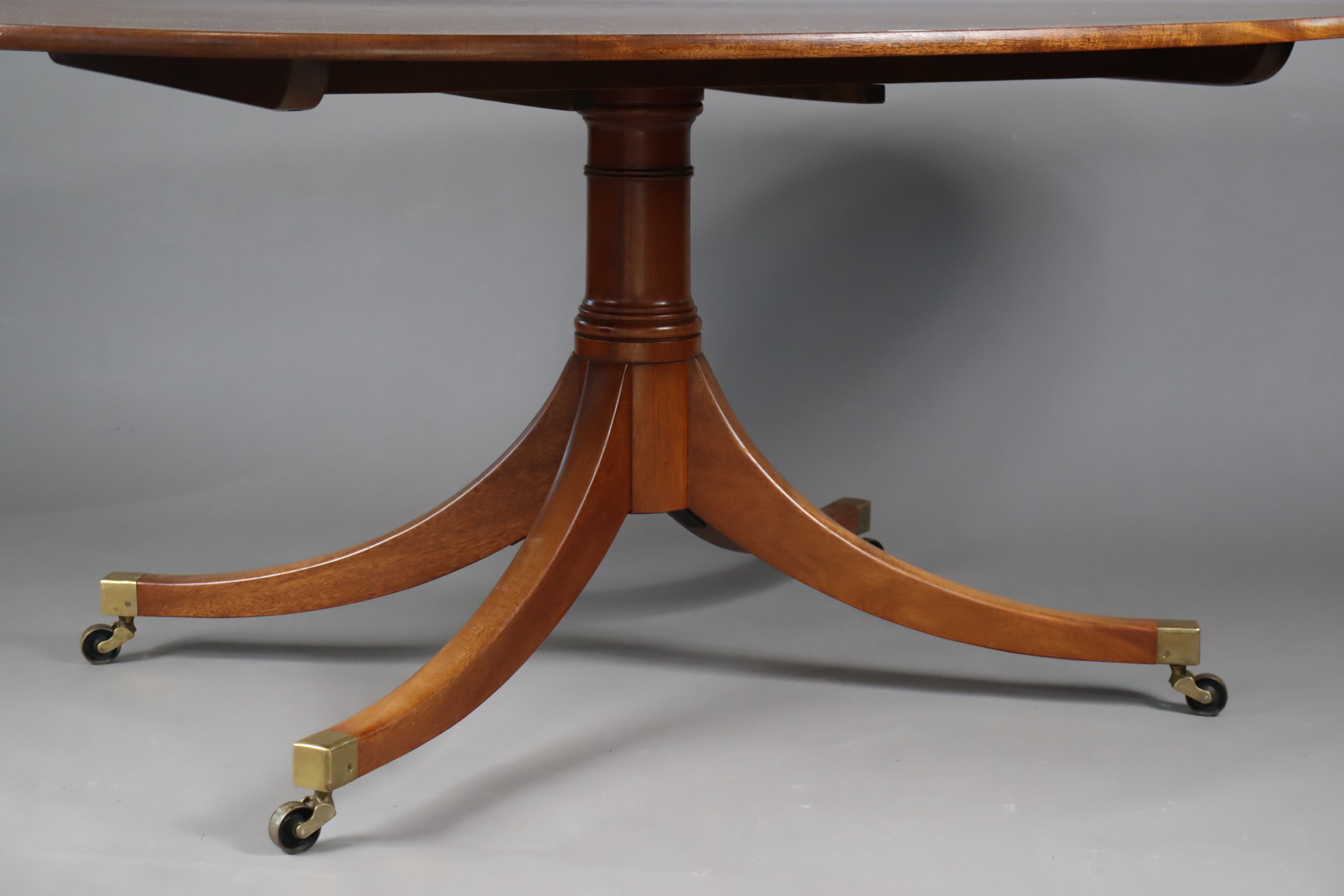 An R & R Starling of Upton Cheyney, Bristol 19th century-style inlaid-mahogany pedestal dining table - Image 2 of 5