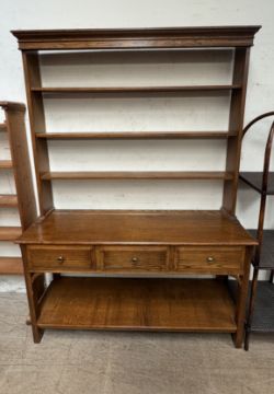 Monthly General sale, Ceramics, Glass, Paintings, Furniture, Clocks, Works of Art, Books, Sporting Memorabilia