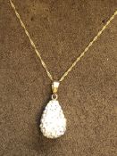 9ct Gold chain & pendant