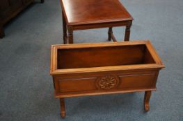 Side table & planter