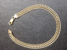 9ct Gold bracelet Weight 5.7g