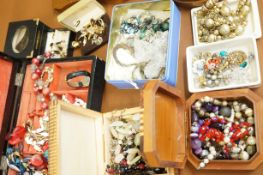 Very good collection of early costume jewellery