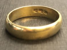 Gold wedding band - indistinct hallmark Weight 3.1