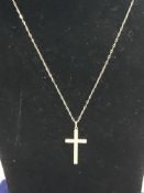 Gold chain & gold cross pendant