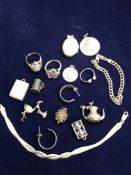 Collection of silver jewellery & silver charm Weig