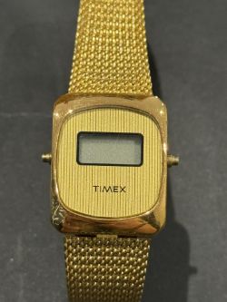 Jewellery, Watches, Glass, Ceramics & collectables