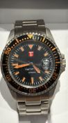 Tempt stainless steel automatic diverâ€™s wristwatch