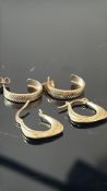 2x Pairs of 9ct Gold earrings Weight 1.2g