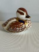 Royal crown derby duckling gold stopper