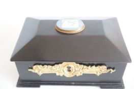 Regency fretwork box