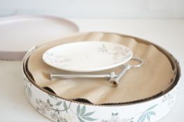 Laura Ashley (calissa) 3 tier cake stand