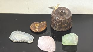 Marble ashtray with gull and four mineral specimens