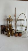 Assorted brass, copper, glass and wooden decorative items (approx. 16pcs)
