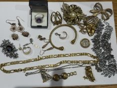 Collection of costume jewellery