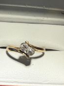 18ct Gold twin stone diamond ring 4pts Size N Weig