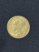 Victorian half shield back sovereign 1885 - sealed in plastic in plush wooden case