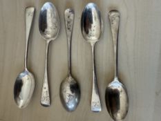 5 Silver teaspoons, full London hallmark's Weight 87g