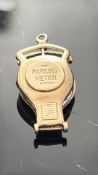9ct Gold charm/pendant of a parking meter Weight 4