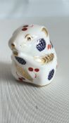 Royal Crown Derby â€˜Harvest Mouseâ€™ Imari paperweight