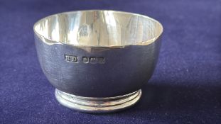 Silver hallmarked (salt) dish Sheffield 1971 51.4g