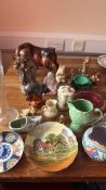 Assorted ceramics, glassware and figurines (approx. 25 pieces)