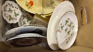 Mixed lot of Wedgwood bone-china and Crown Devon serving ware, c.1960s-80s (20 pcs)