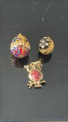 3 Charms/pendants