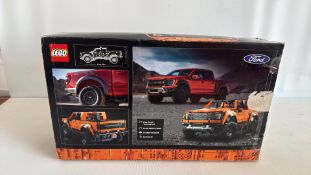 LEGO Technic Ford F-150 Raptor Set 42126