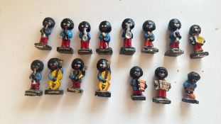 Robertsons miniature band, 15 pieces