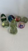 Group of 8 to include some Caithness art glass paperweights